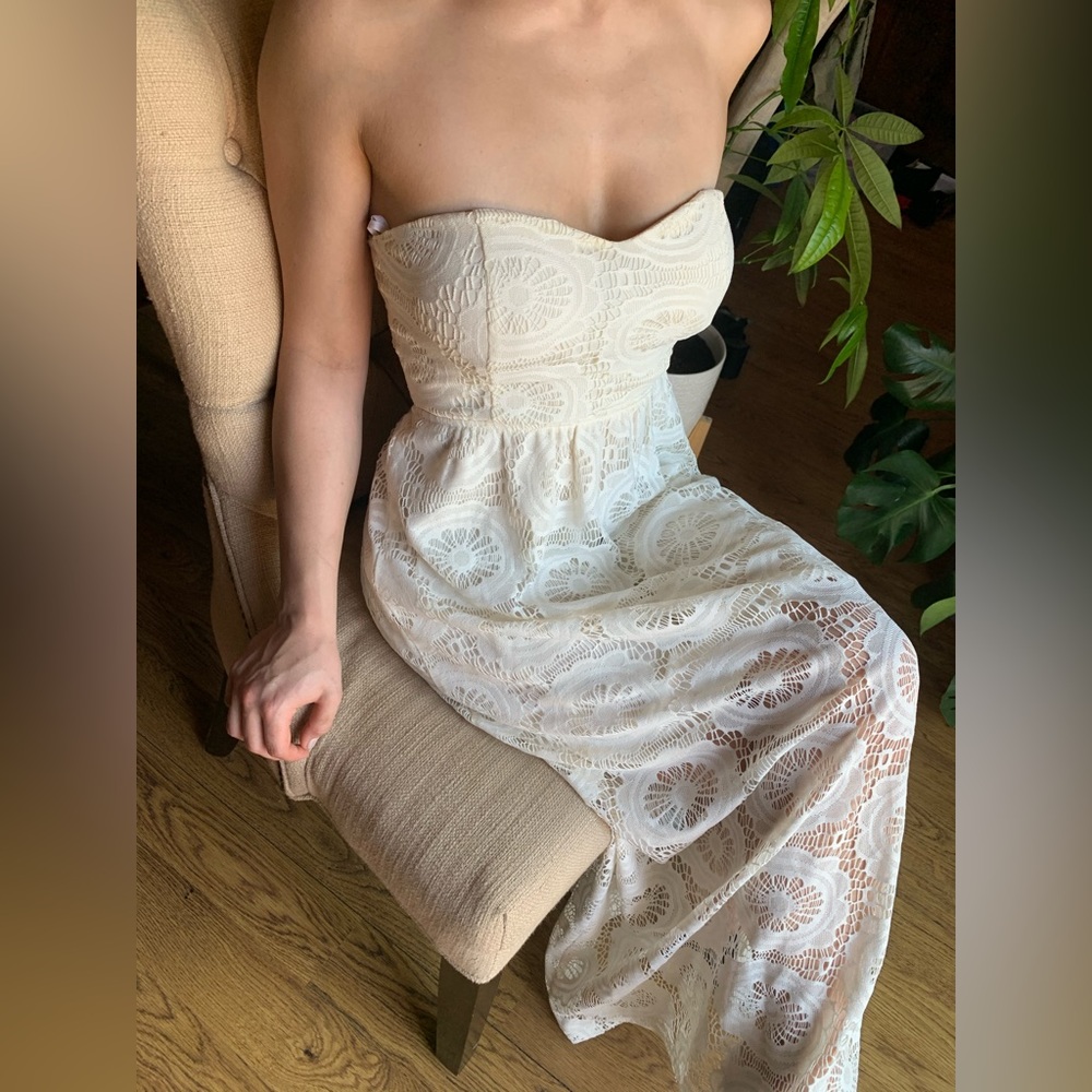 Pearl white beach dress from papaya